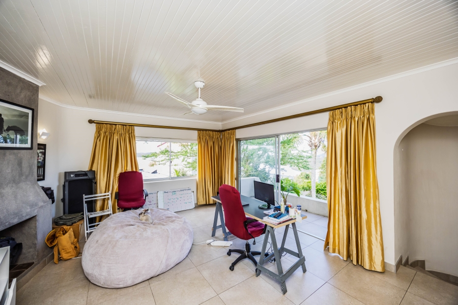 4 Bedroom Property for Sale in Beacon Bay Eastern Cape